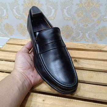 salvatore ferragamo penny loafer with signature size 41 11